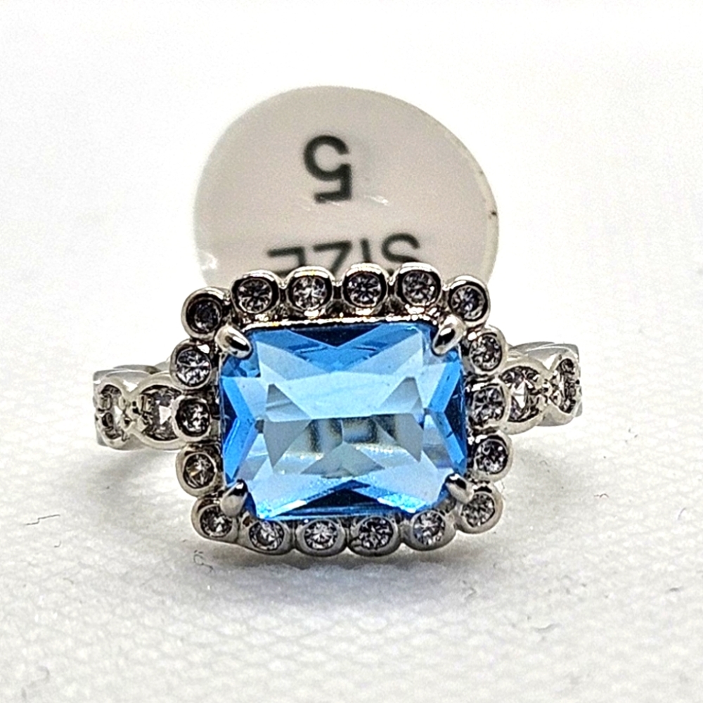 Blue Topaz Ring Sz 5